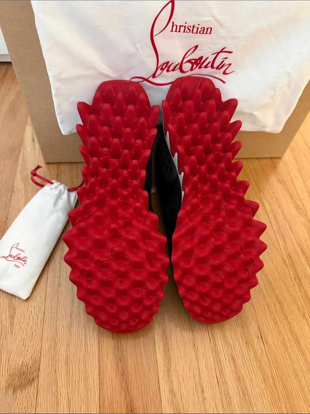 NEW Christian Louboutin Black Leather Womens Low-Top Sneakers with Red Outsole - Picture 4 of 7